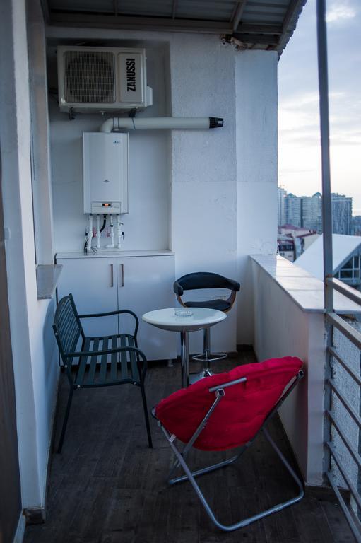 Apartment On Takaishvili Batumi Esterno foto